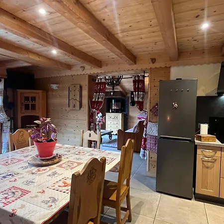Chatel: 3p, Terrasse, 5 Pers, Parking Prive Châtel